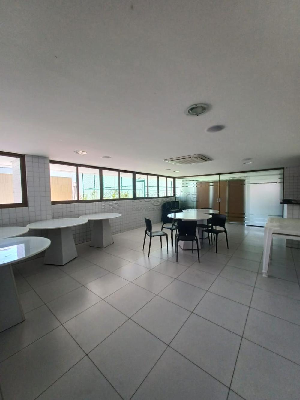 Imagem Apartamento com 3 Quartos à Venda, 67 m²em Imbiribeira - Recife