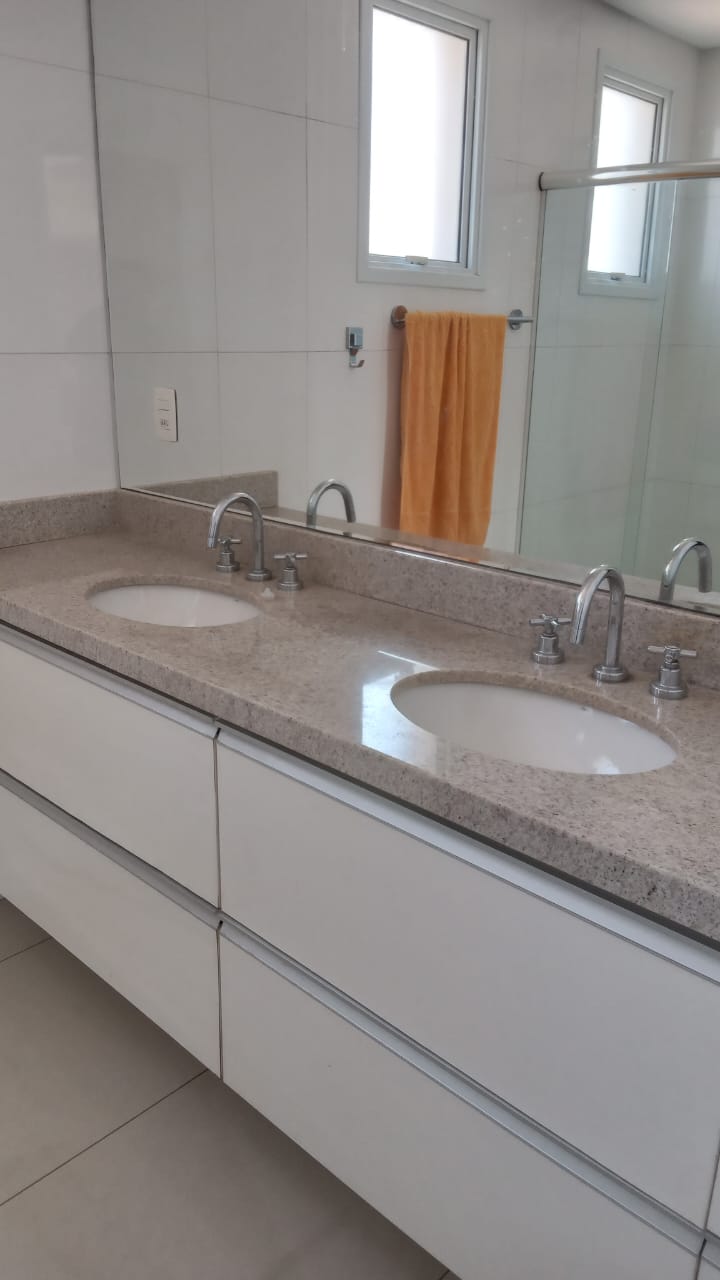 Imagem Apartamento com 4 Quartos à Venda, 208 m²em Pedregulho - Guaratinguetá