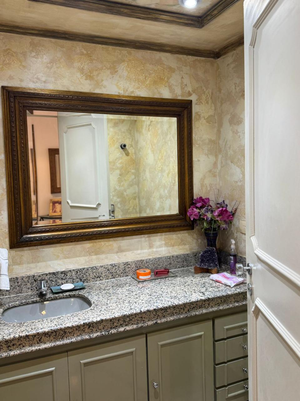 Imagem Apartamento com 3 Quartos à Venda ou Locação, 247 m² em Vila Suzana - São Paulo Imagem Apartamento com 3 Quartos à Venda ou Locação, 247 m² em Vila Suzana - São Paulo