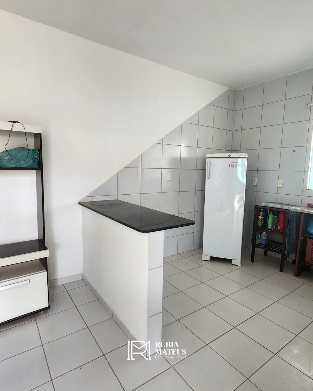 Imagem Casa com 1 Quarto à Venda, 70 m² em Cajupiranga - Parnamirim Imagem Casa com 1 Quarto à Venda, 70 m² em Cajupiranga - Parnamirim