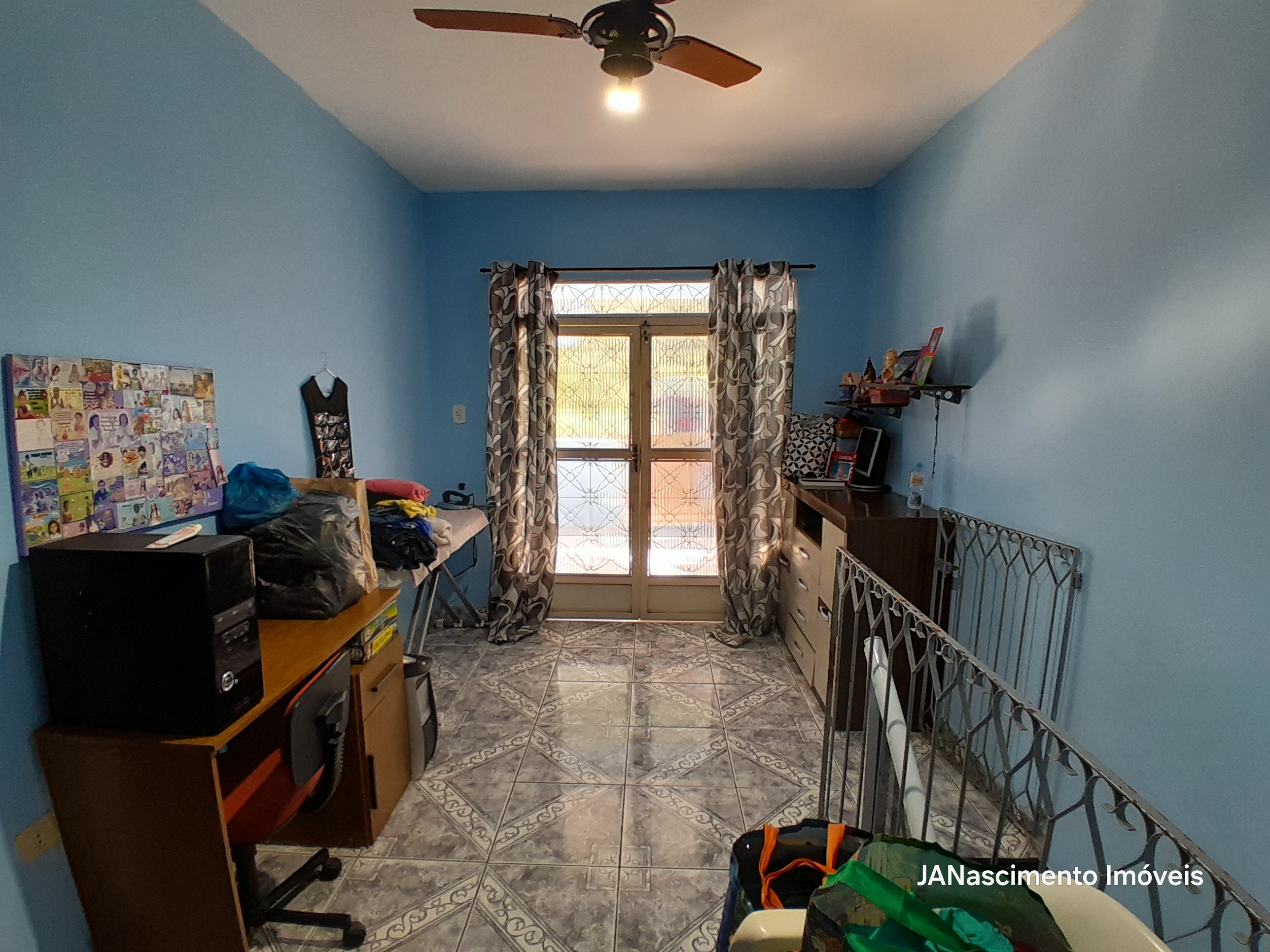 Imagem Casa com 2 Quartos à Venda, 150 m² em Bangu - Rio de Janeiro