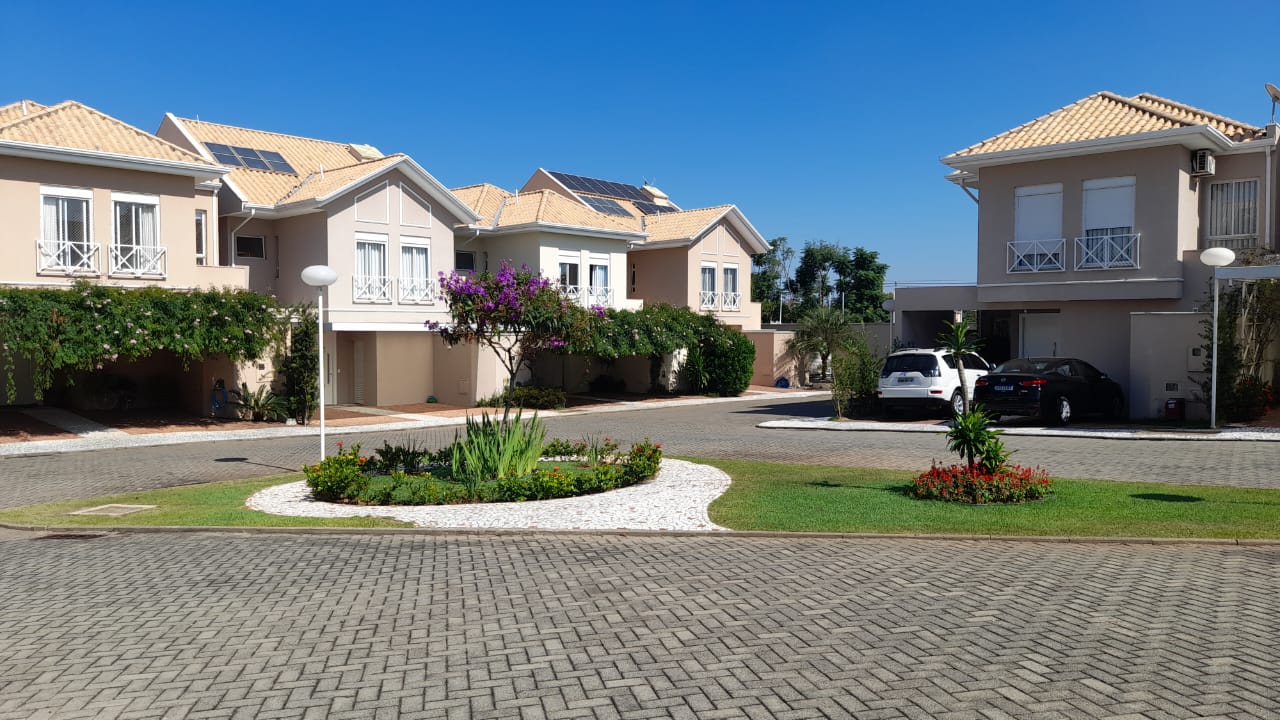 Imagem Casa de Condomínio com 3 Quartos à Venda, 211 m²em Chácaras Silvania - Valinhos Imagem Casa de Condomínio com 3 Quartos à Venda, 211 m²em Chácaras Silvania - Valinhos