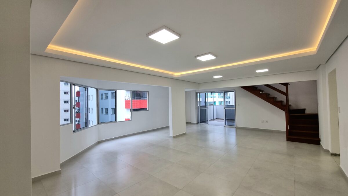 Cobertura com 4 Quartos à Venda, 267 m²em Centro - Balneário Camboriú