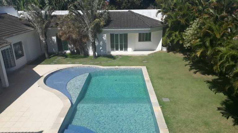 Imagem Casa de Condomínio com 5 Quartos à Venda, em Barra da Tijuca - Rio de Janeiro Imagem Casa de Condomínio com 5 Quartos à Venda, em Barra da Tijuca - Rio de Janeiro