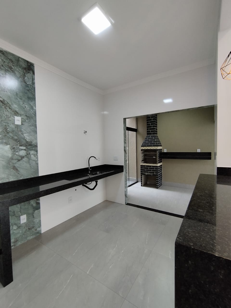 Imagem Casa com 2 Quartos à Venda, 85 m²em Jardim Himalaia - Aparecida de Goiânia