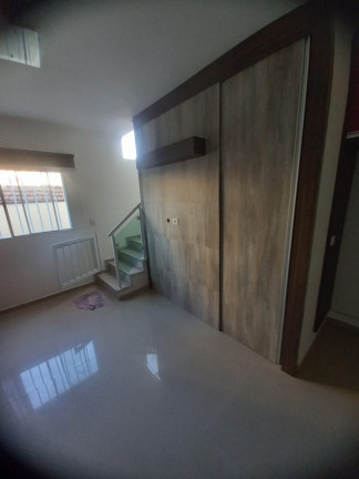 Imagem Casa de Condomínio com 2 Quartos à Venda ou Locação, 57 m² em Quitaúna - Osasco