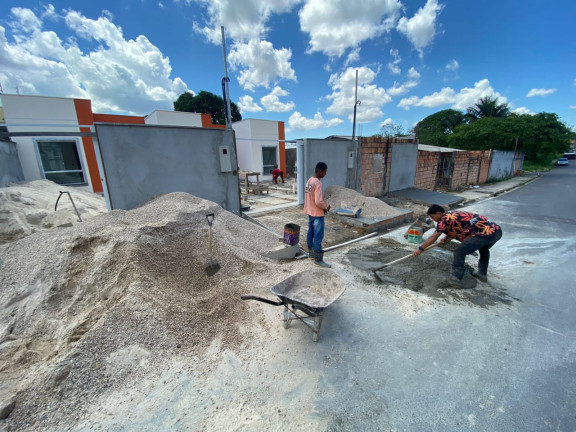 Imagem Casa com 3 Quartos à Venda, 73 m² em Novo Aleixo - Manaus Imagem Casa com 3 Quartos à Venda, 73 m² em Novo Aleixo - Manaus