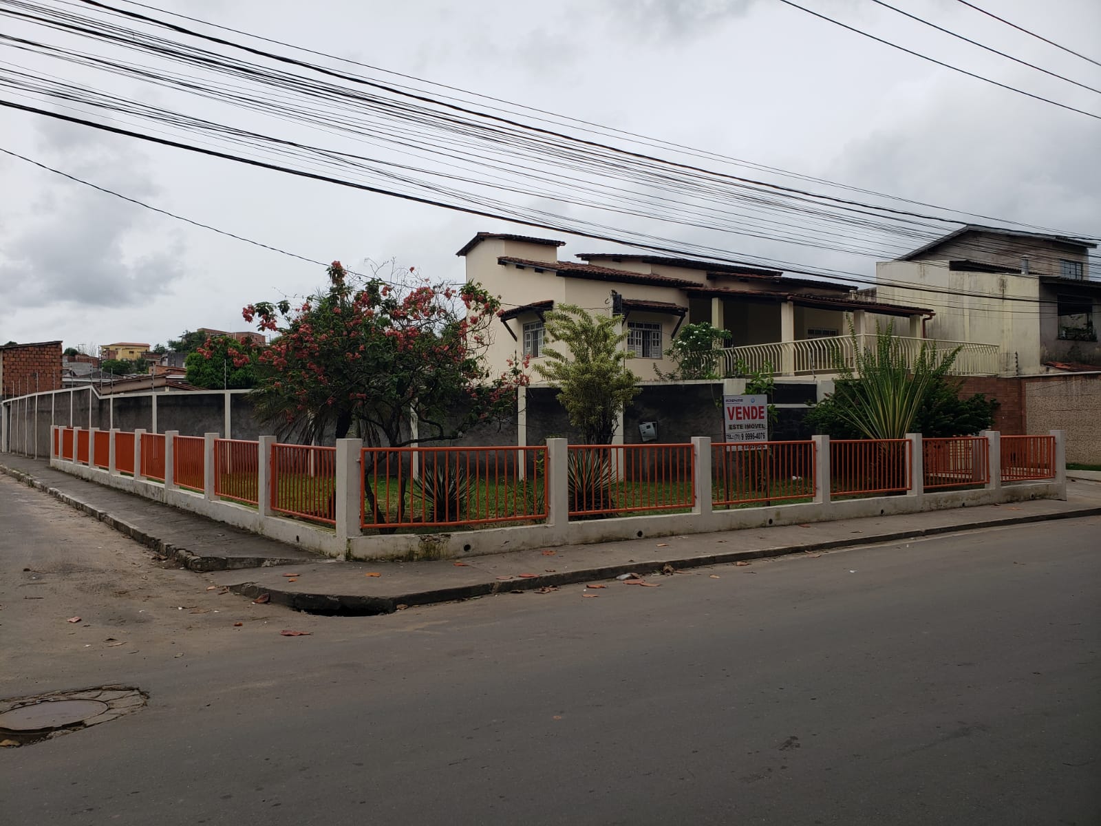 Imóvel Comercial à Venda, 1 m²em Parque Continental - Simões Filho