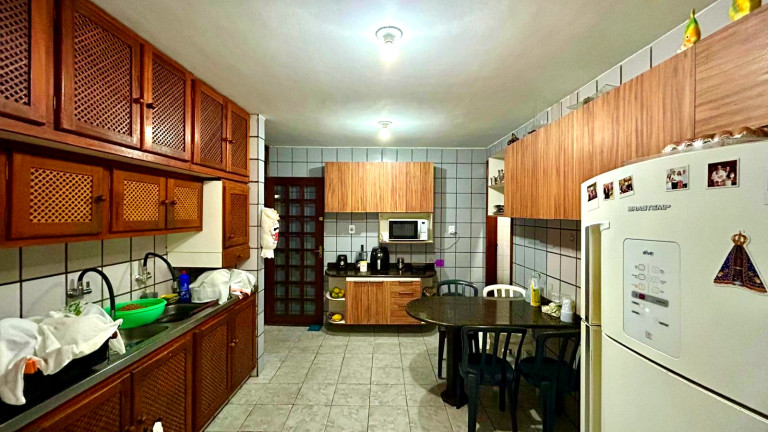 Imagem Casa com 3 Quartos à Venda, 94 m² em Catolé - Campina Grande