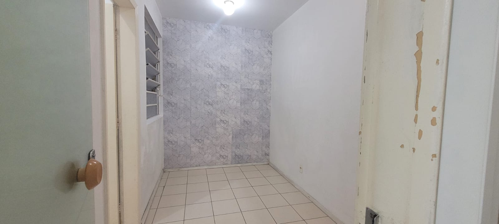 Imagem Sala Comercial à Venda, 27 m²em Centro - Santa Maria Imagem Sala Comercial à Venda, 27 m²em Centro - Santa Maria