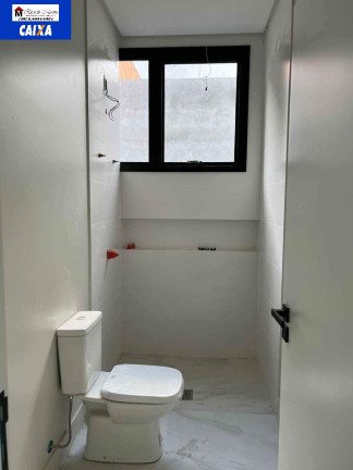 Imagem Casa com 4 Quartos à Venda, 407 m²em Mina Brasil - Criciúma Imagem Casa com 4 Quartos à Venda, 407 m²em Mina Brasil - Criciúma