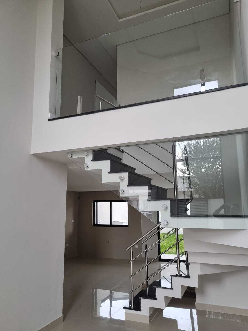 Sobrado com 3 Quartos à Venda, 125 m²em Boneca do Iguaçu - São José dos Pinhais