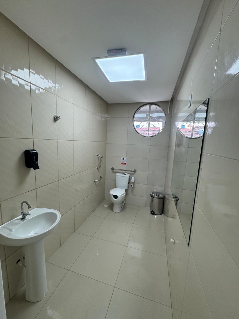 Imagem Sala Comercial para Alugar, 300 m² em Nossa Senhora das Graças - Manaus Imagem Sala Comercial para Alugar, 300 m² em Nossa Senhora das Graças - Manaus