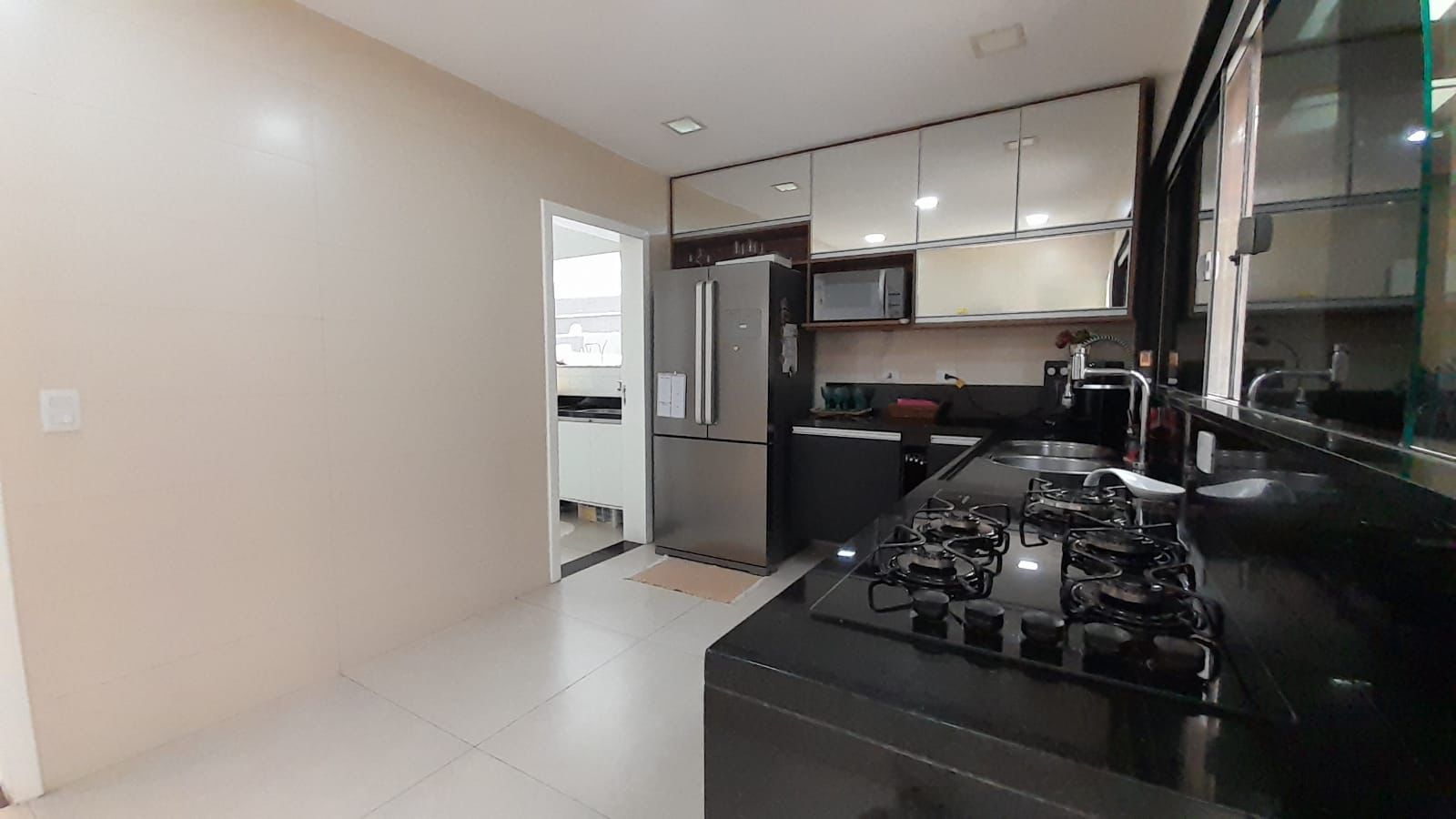 Imagem Casa de Condomínio com 3 Quartos à Venda, 340 m²em Recreio dos Bandeirantes - Rio de Janeiro
