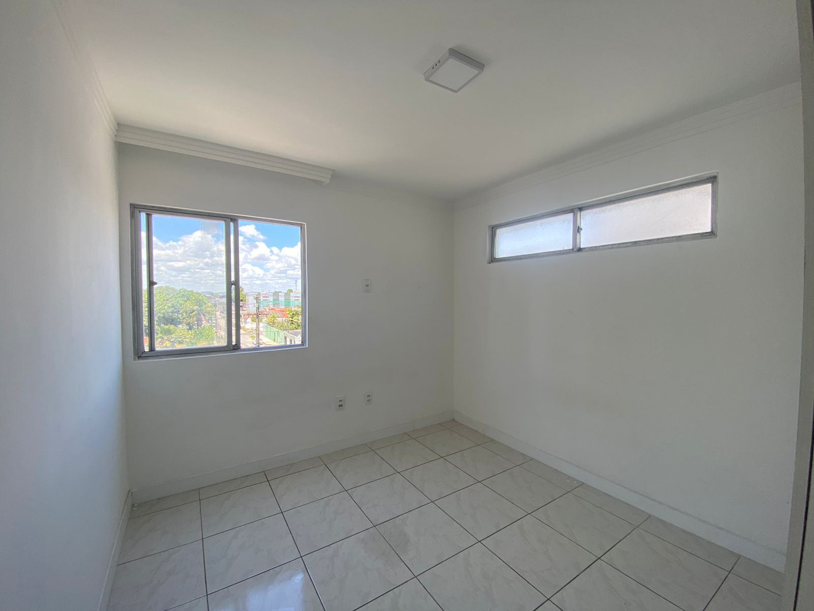 Imagem Apartamento com 3 Quartos para Alugar, 80 m²em Piedade - Jaboatão dos Guararapes