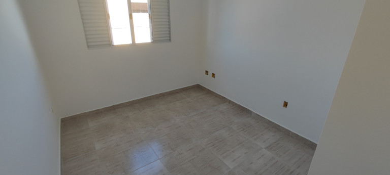 Imagem Casa com 2 Quartos à Venda, 67 m² em Vila Jacuí - São Paulo