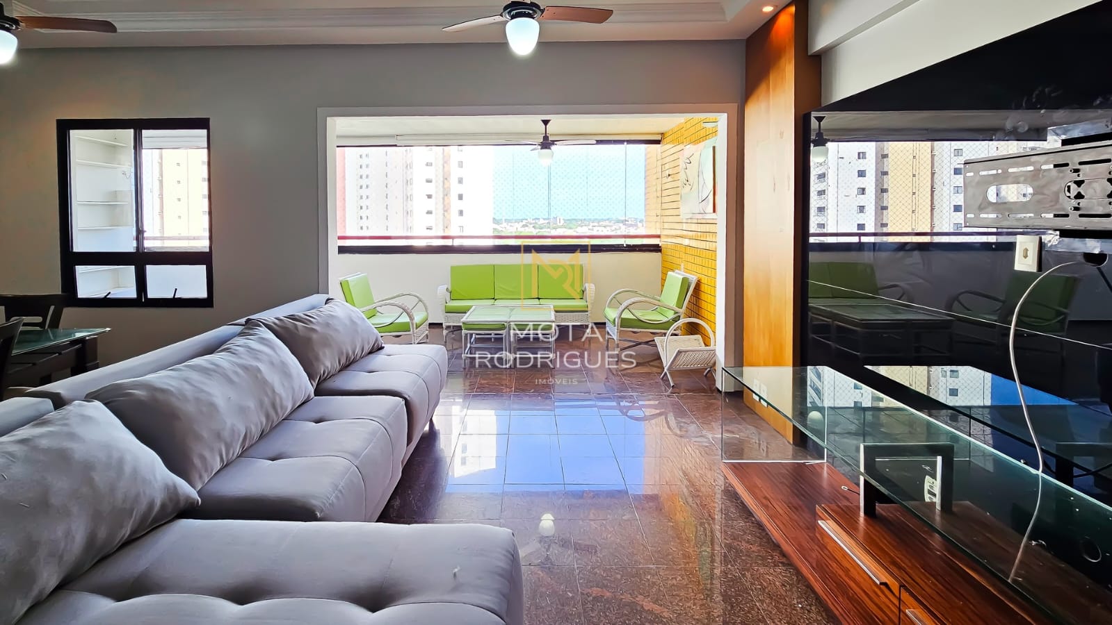 Imagem Apartamento com 3 Quartos à Venda, 165 m² em Cocó - Fortaleza Imagem Apartamento com 3 Quartos à Venda, 165 m² em Cocó - Fortaleza