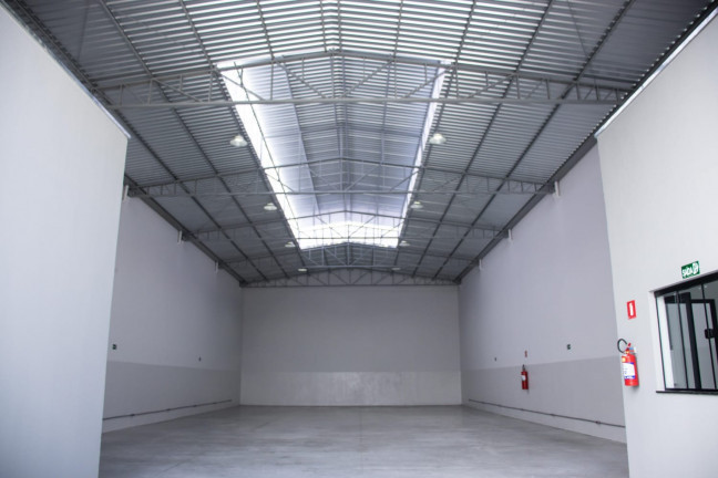 Imagem Galpão à Venda, 325 m² em Somenzari - Marília Imagem Galpão à Venda, 325 m² em Somenzari - Marília