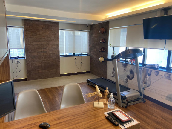Imagem Sala Comercial à Venda ou Locação, 104 m²em Itaim Bibi - São Paulo Imagem Sala Comercial à Venda ou Locação, 104 m²em Itaim Bibi - São Paulo