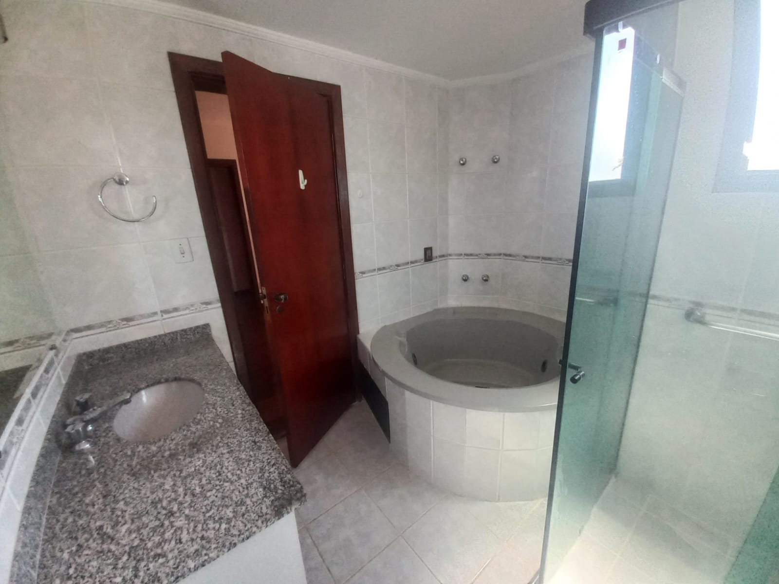 Imagem Apartamento com 3 Quartos à Venda, 132 m²em Cambuí - Campinas Imagem Apartamento com 3 Quartos à Venda, 132 m²em Cambuí - Campinas