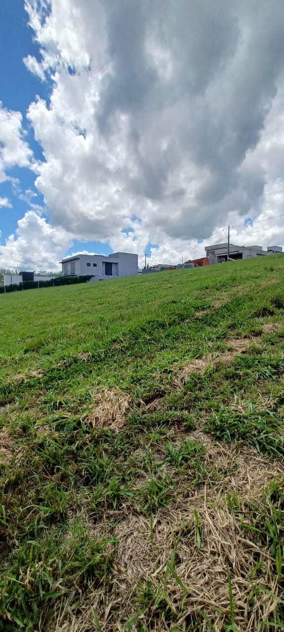 Terreno à Venda, 620 m²em Condomínio Jardim Flamboyan - Bragança Paulista