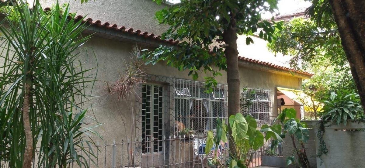 Imagem Casa com 2 Quartos à Venda, 449 m²em Barreto - Niterói
