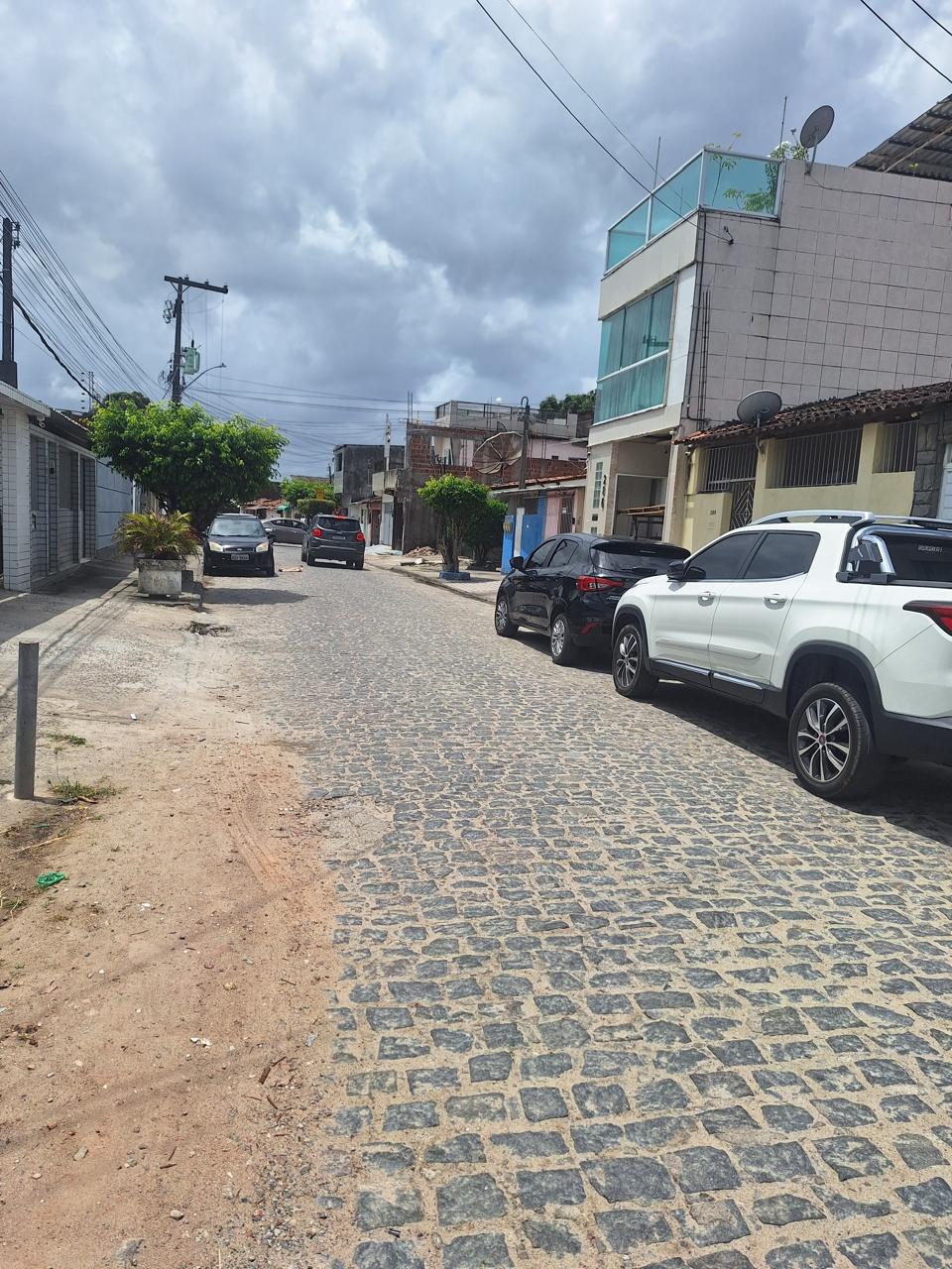 Imagem Casa com 3 Quartos à Venda, 410 m² em Zumbi - Recife Imagem Casa com 3 Quartos à Venda, 410 m² em Zumbi - Recife