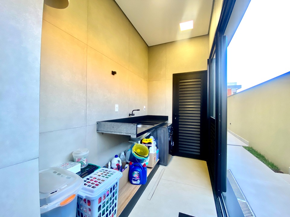 Imagem Casa de Condomínio com 3 Quartos à Venda, 380 m²em Jardim Novo Mundo - Jundiaí
