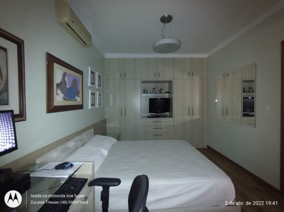 Imagem Cobertura com 3 Quartos à Venda, 295 m²em Centro - Florianópolis
