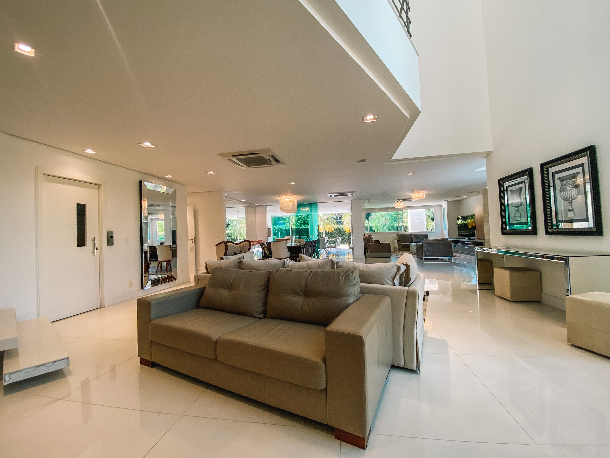 Imagem Casa com 6 Quartos à Venda, 1.000 m² em Jurerê Internacional - Florianópolis