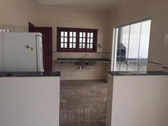 Imagem Casa de Condomínio com 3 Quartos à Venda, 270 m² em Boungainvillé II - Peruíbe Imagem Casa de Condomínio com 3 Quartos à Venda, 270 m² em Boungainvillé II - Peruíbe