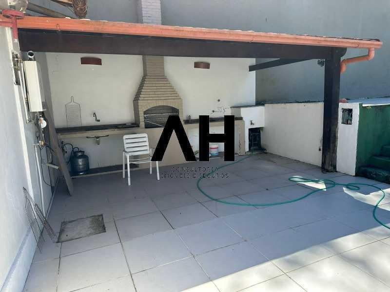 Imagem Casa com 4 Quartos à Venda, em Muriqui - Niterói Imagem Casa com 4 Quartos à Venda, em Muriqui - Niterói