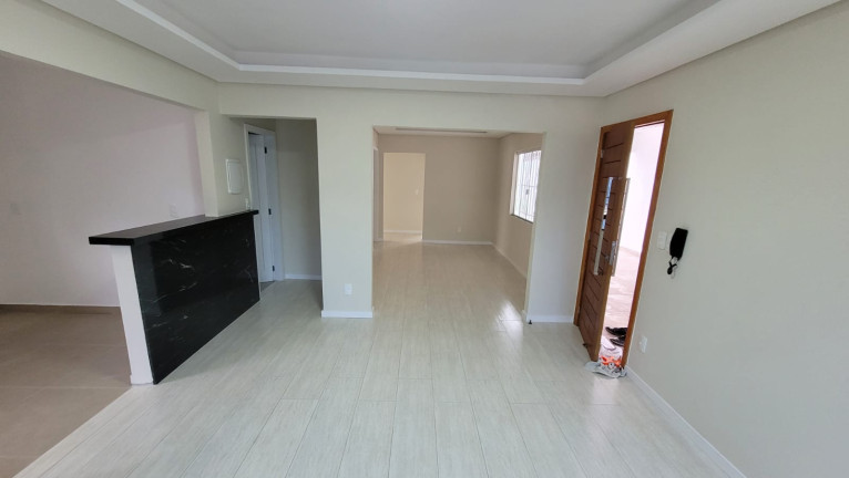 Imagem Casa com 3 Quartos à Venda, em Itaum - Joinville Imagem Casa com 3 Quartos à Venda, em Itaum - Joinville