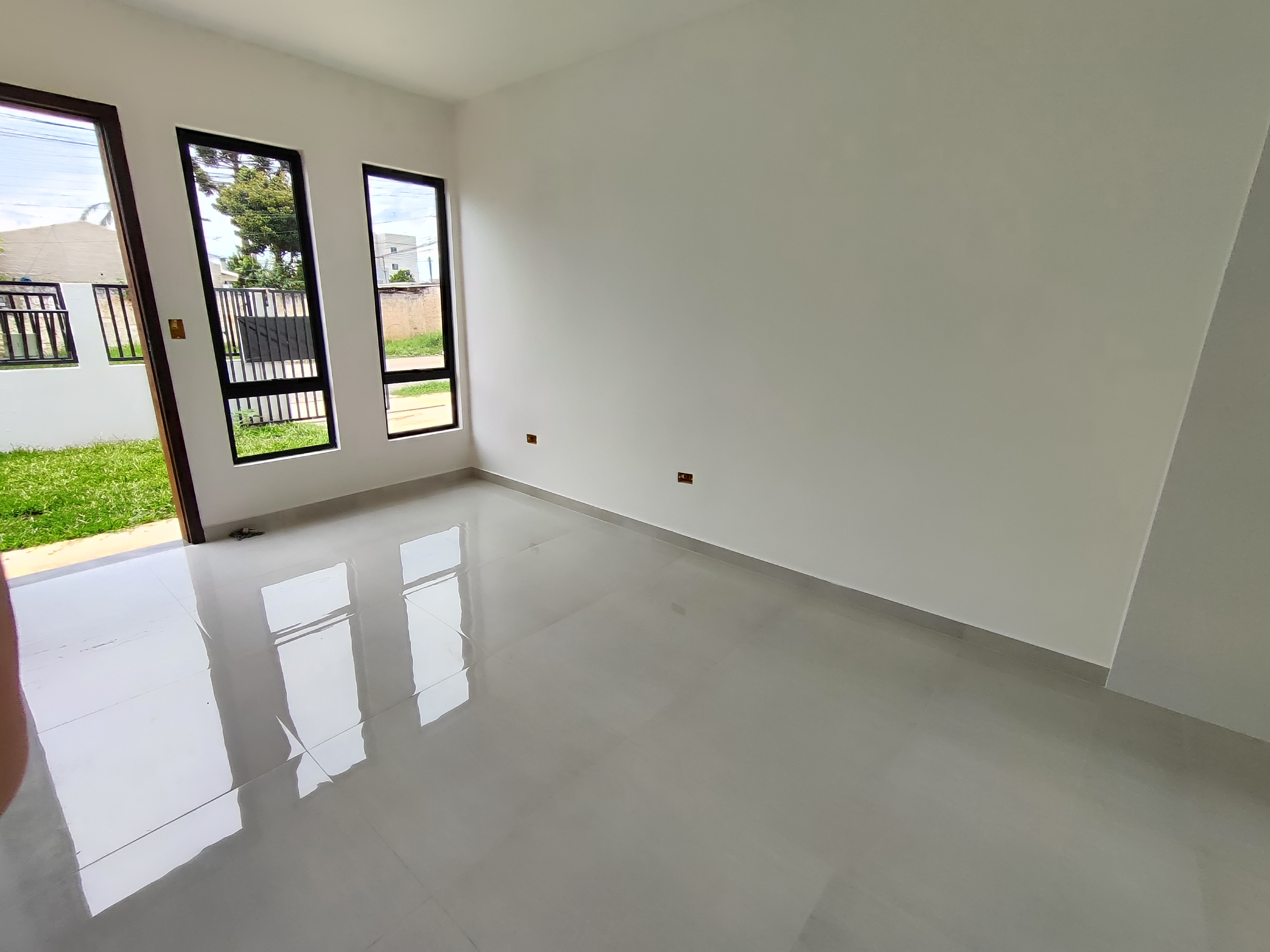 Imagem Casa com 3 Quartos à Venda, 56 m²em Guaraituba - Colombo