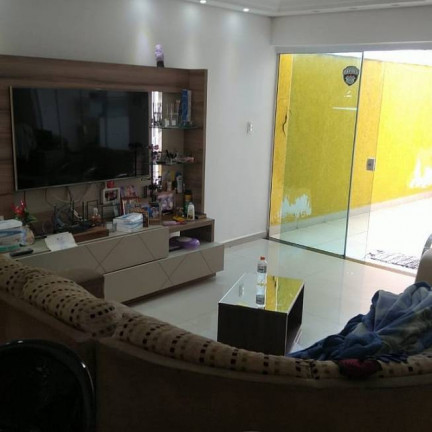 Imagem Sobrado com 3 Quartos à Venda, 230 m² em Jundiapeba - Mogi das Cruzes