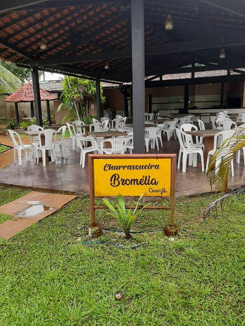Imagem Casa com 4 Quartos para Alugar, 300 m²em Parque Verde - Belém