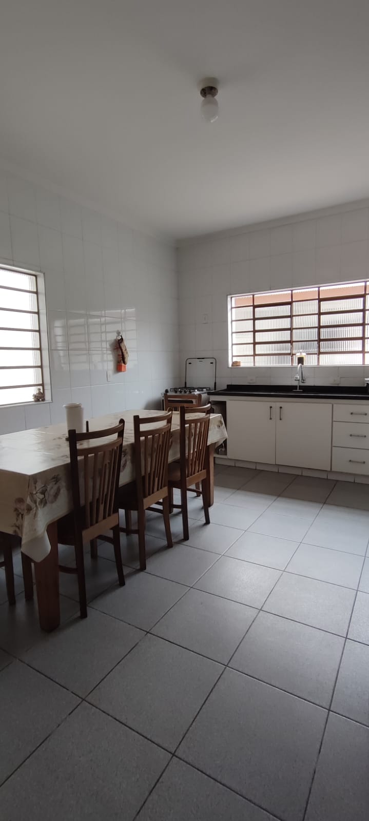 Imagem Sobrado com 4 Quartos à Venda, 203 m²em Centro - Mogi das Cruzes