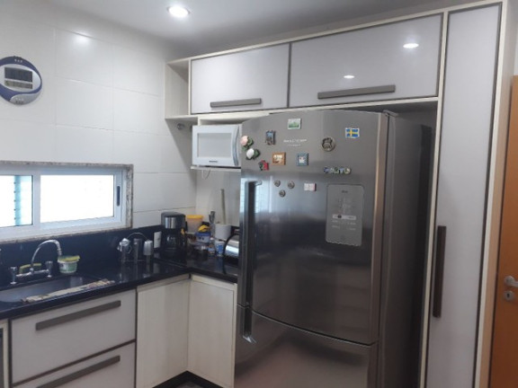 Imagem Casa de Condomínio com 4 Quartos à Venda, 180 m² em Várzea - Teresópolis