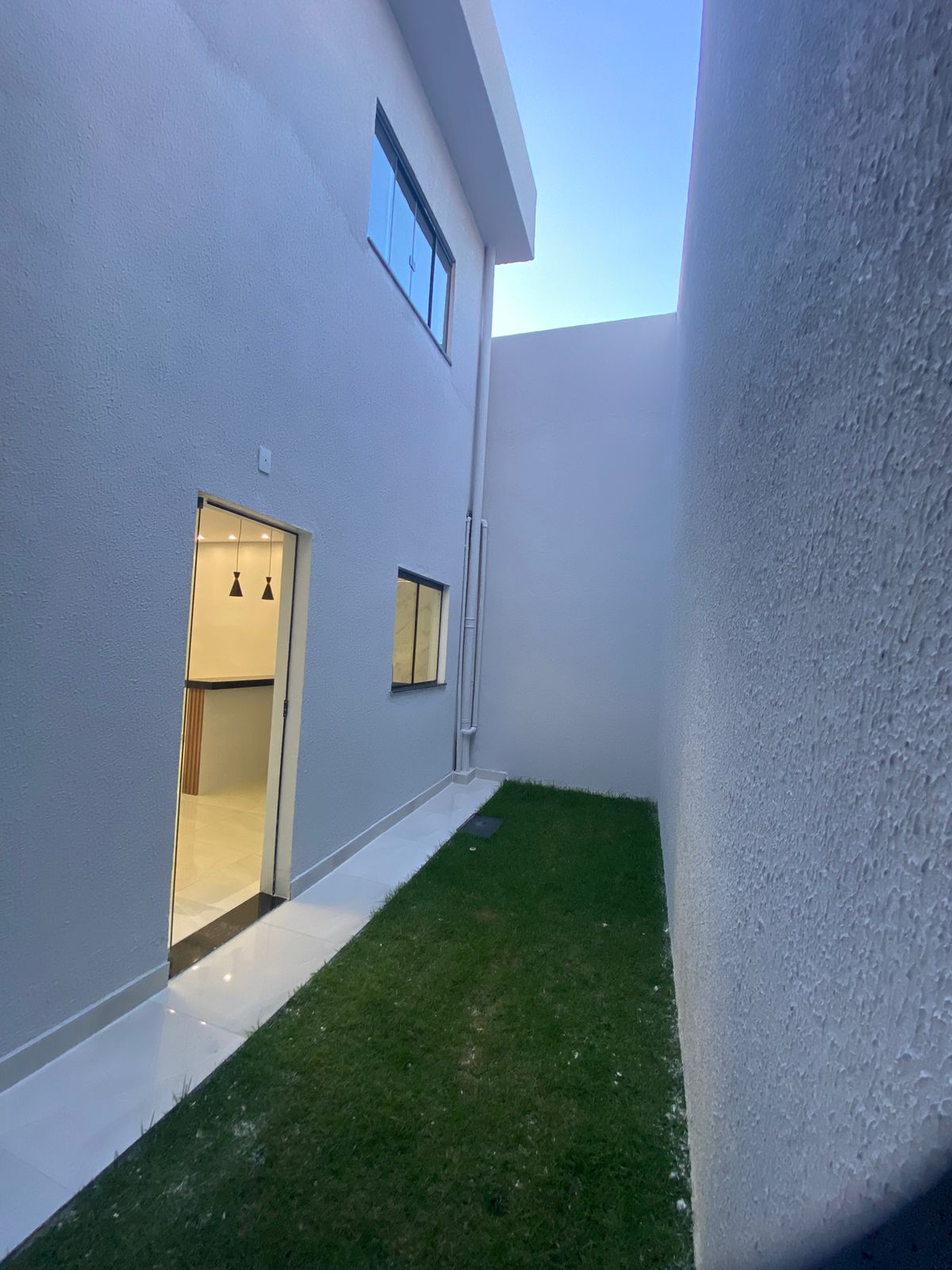 Imagem Casa com 3 Quartos à Venda, 89 m² em Novo Centro - Santa Luzia Imagem Casa com 3 Quartos à Venda, 89 m² em Novo Centro - Santa Luzia