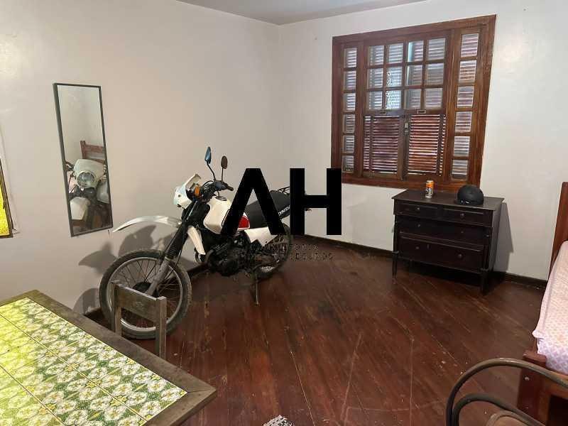 Imagem Casa com 4 Quartos à Venda, em Muriqui - Niterói Imagem Casa com 4 Quartos à Venda, em Muriqui - Niterói