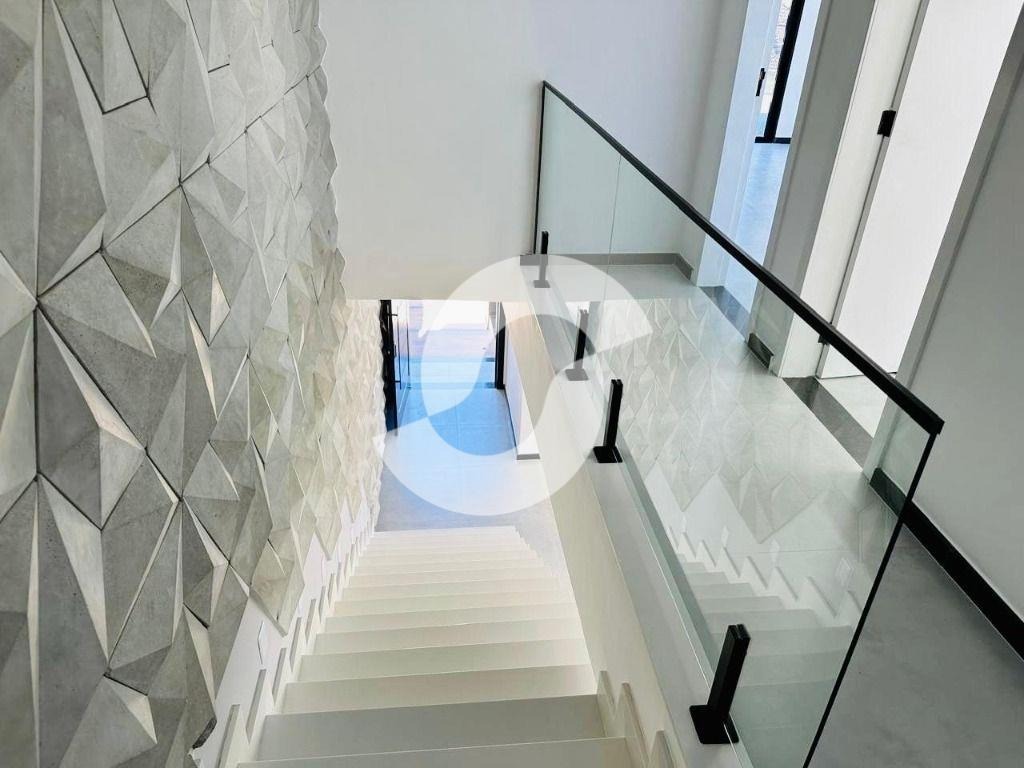 Imagem Casa com 4 Quartos à Venda, 245 m² em Camboinhas - Niterói Imagem Casa com 4 Quartos à Venda, 245 m² em Camboinhas - Niterói