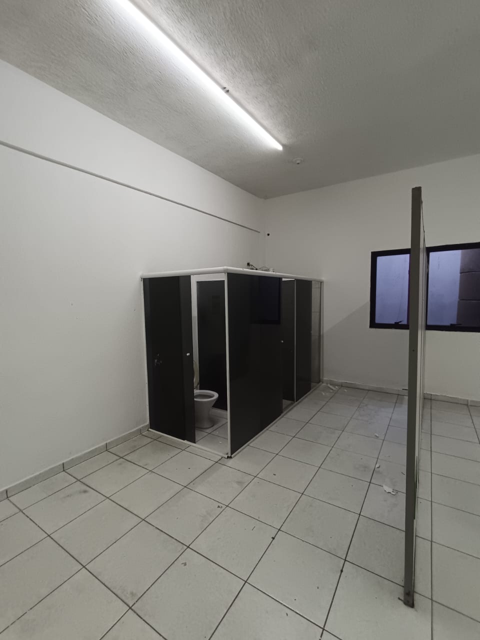 Imagem Galpão à Venda, 1.655 m² em Atibaia Jardim - Atibaia Imagem Galpão à Venda, 1.655 m² em Atibaia Jardim - Atibaia
