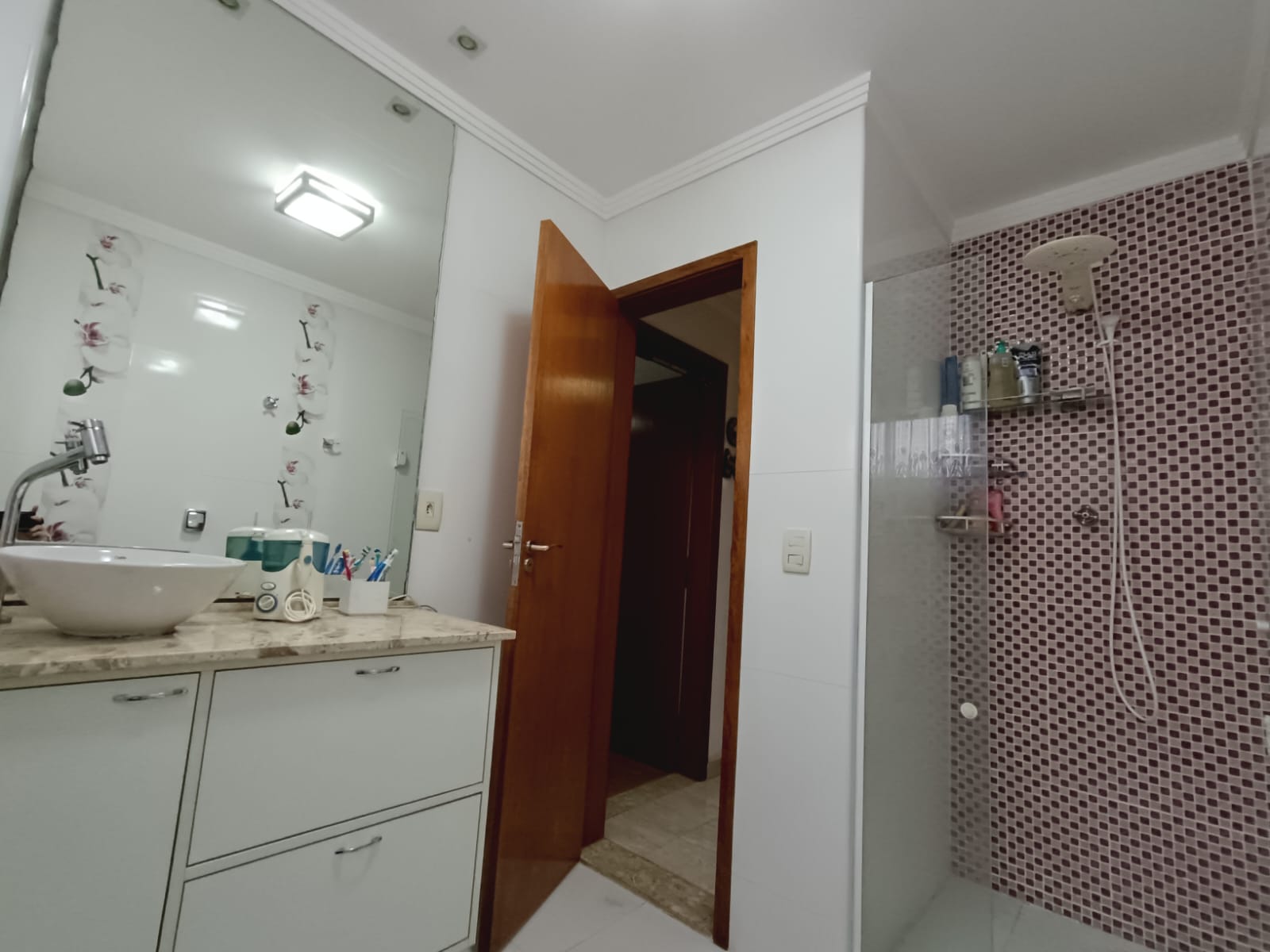 Imagem Apartamento com 2 Quartos à Venda, 91 m²em Macuco - Santos