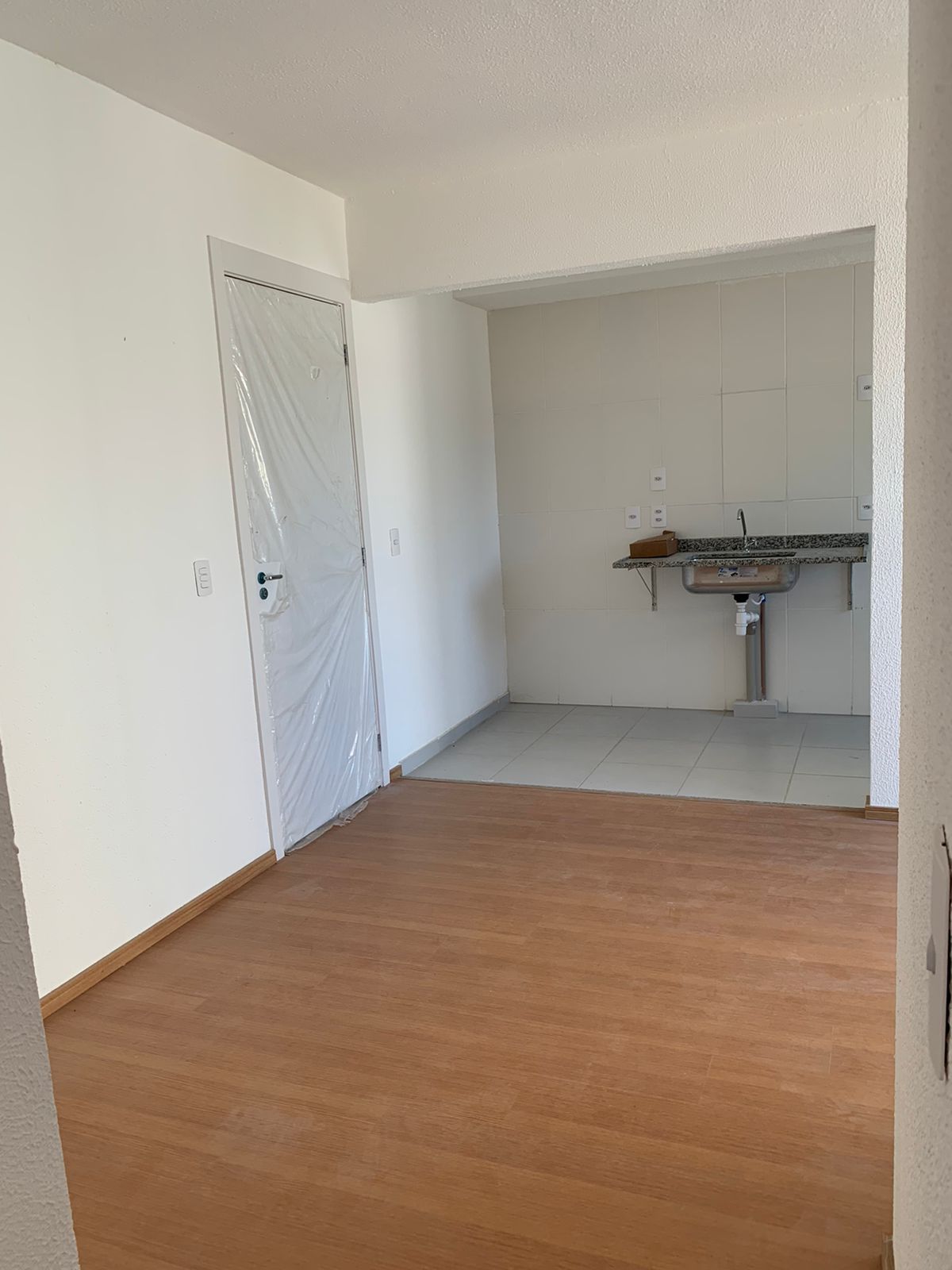 Imagem Apartamento com 2 Quartos à Venda, 44 m²em Vargem Grande - Rio de Janeiro Imagem Apartamento com 2 Quartos à Venda, 44 m²em Vargem Grande - Rio de Janeiro