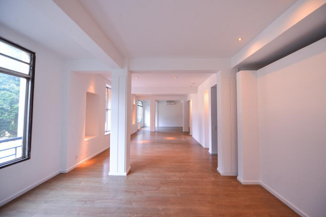Imagem Apartamento com 3 Quartos à Venda, em Glória - Rio de Janeiro Imagem Apartamento com 3 Quartos à Venda, em Glória - Rio de Janeiro