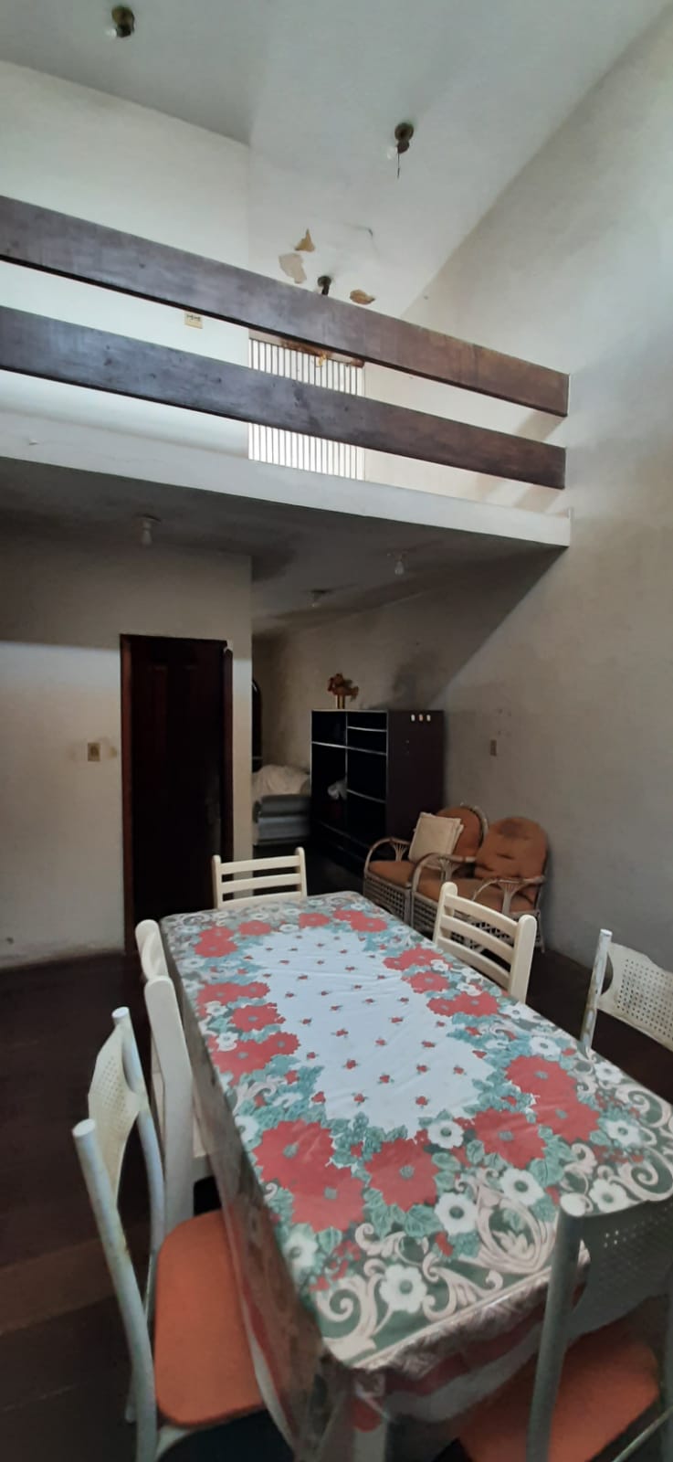 Imagem Casa com 4 Quartos à Venda, 200 m²em Souza - Belém