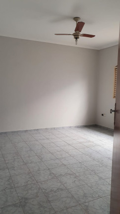 Imagem Casa com 3 Quartos à Venda, 312 m² em Presidente - Araçatuba Imagem Casa com 3 Quartos à Venda, 312 m² em Presidente - Araçatuba
