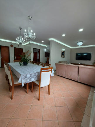 Imagem Casa de Condomínio com 5 Quartos à Venda, 320 m² em Jardim Ana Estela - Carapicuíba