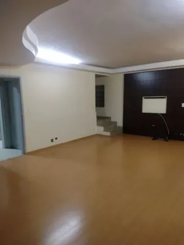 Imagem Casa com 4 Quartos para Alugar, 256 m²em Freguesia do Ó - São Paulo Imagem Casa com 4 Quartos para Alugar, 256 m²em Freguesia do Ó - São Paulo