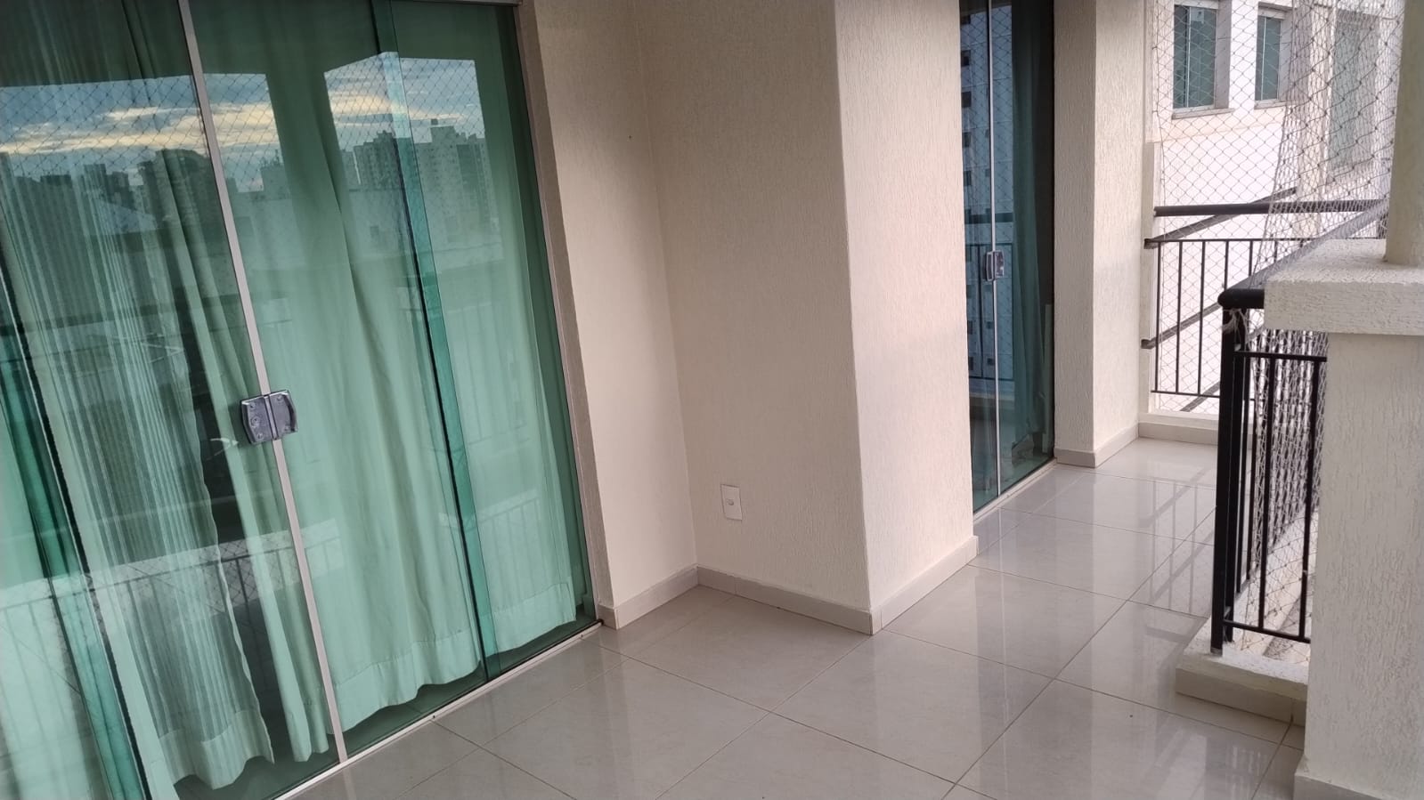 Imagem Apartamento com 3 Quartos à Venda, 107 m²em Setor Bueno - Goiânia Imagem Apartamento com 3 Quartos à Venda, 107 m²em Setor Bueno - Goiânia